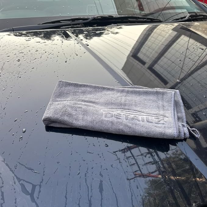 DETAILZ Microfiber Super Soft Cleaning Cloth, 380 GSM 40x60 CM, Pack of 1