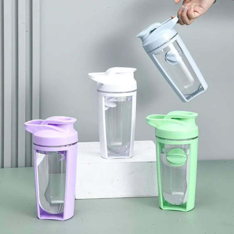 Plastic Portable Shaker Bottle with Scale Modern Fitness Sports Protein Powder